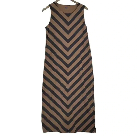 Lands' End Dresses & Skirts - Lands End Womens Sleeveless Chevron Striped Maxi Slip Dress M Brown & Black 20PT